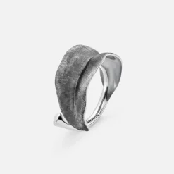 Leaves ring