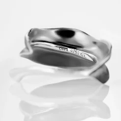 Leaves ring