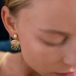 Lotus ørestikker pavé