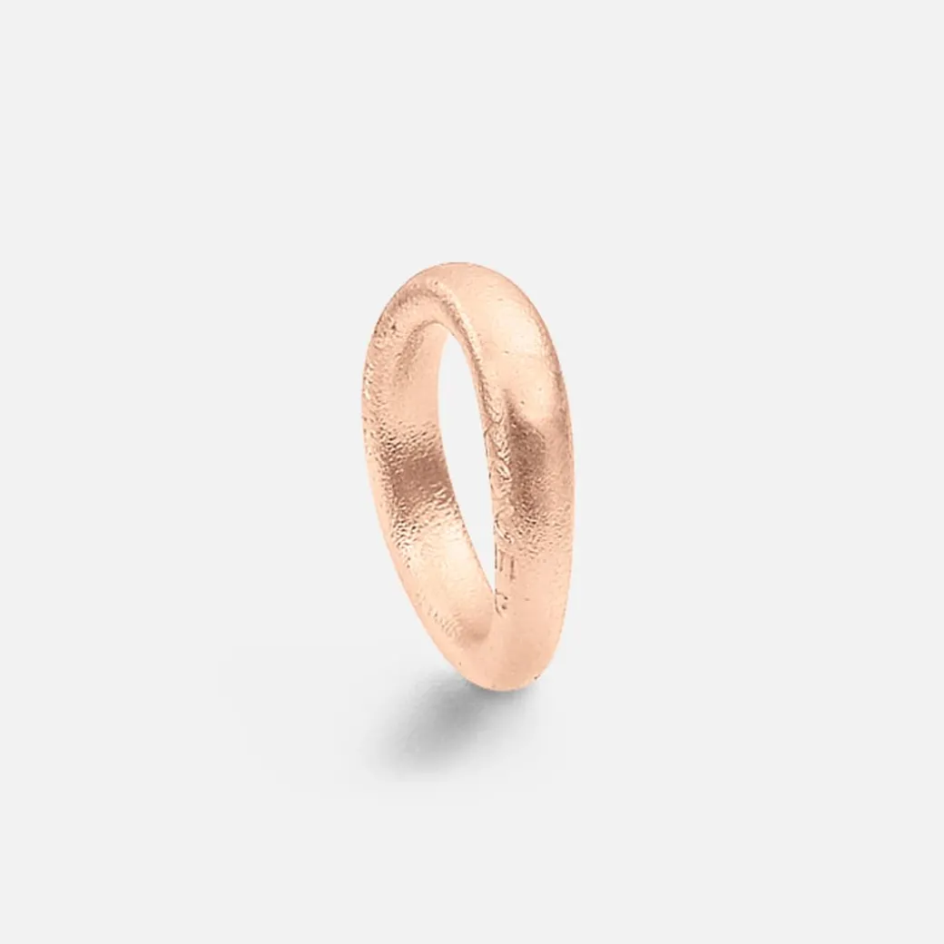 Love ring 4