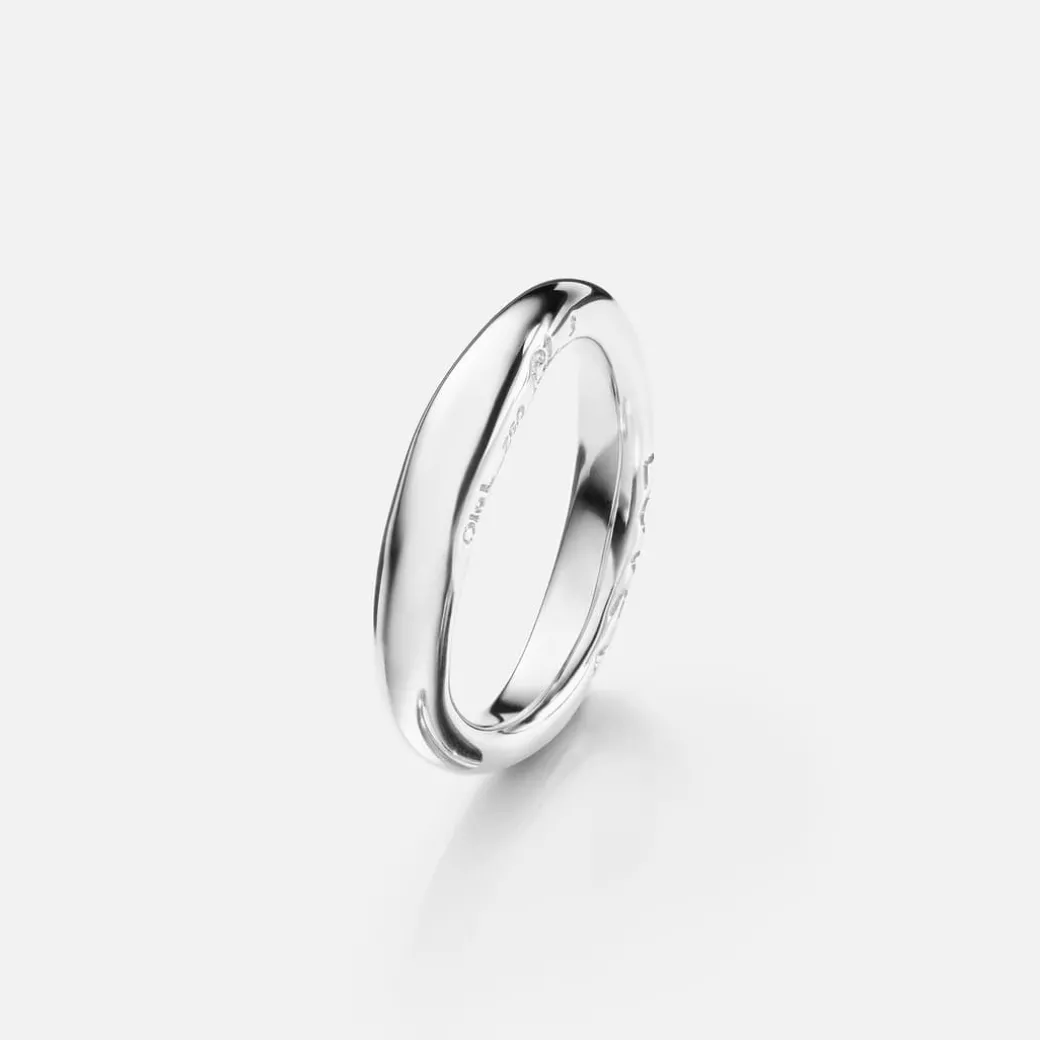 Love ring 3
