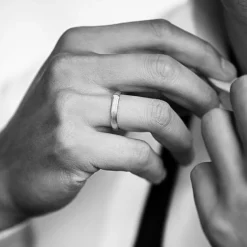 Nature ring herre bred