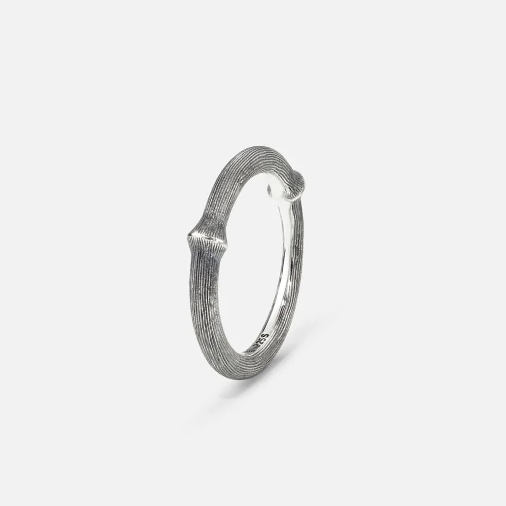 Nature ring III