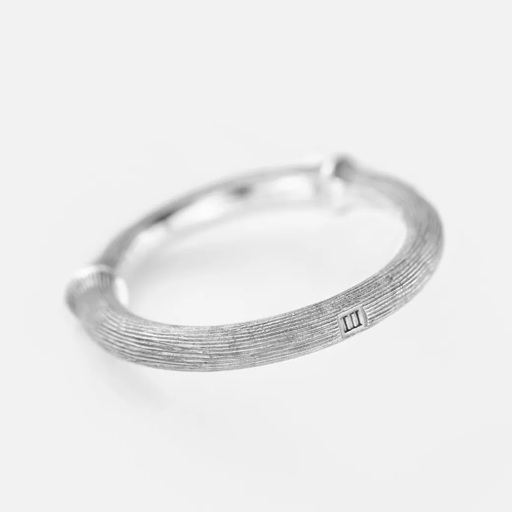 Nature ring III